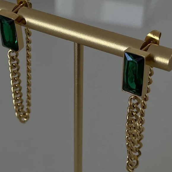 Chain drop earrings - Picture 8 of 8